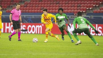 Riqui Puig, en el Ferencvaros-Bar&ccedil;a.