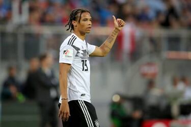 Sané can't expect to be held in the same regard as Müller or Özil – Hummels