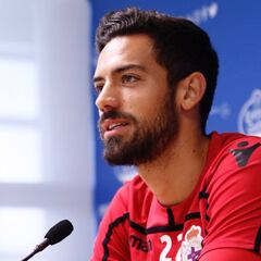 Pablo Marí: “Cuanto más arriba, mejor defendemos”