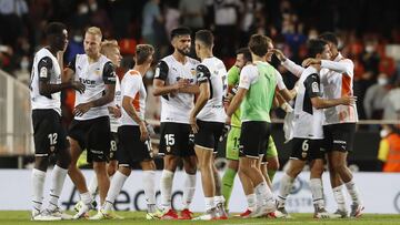 30/10/21 PARTIDO PRIMERA DIVISION
VALENCIA CF - VILLARREAL CF
FIN DE PARTIDO SALUDO ALEGRIA