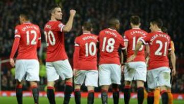 Van Persie celebra el tercero del United.