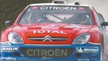 <b>AL ATAQUE</B>. Sebastein Loeb quiere recuperar los puntos perdidos.