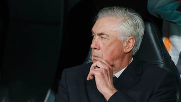 El entrenador del Real Madrid Carlo Ancelotti durante el partido de vuelta de cuartos de final de la Liga de Campeones entre Real Madrid y Arsenal.