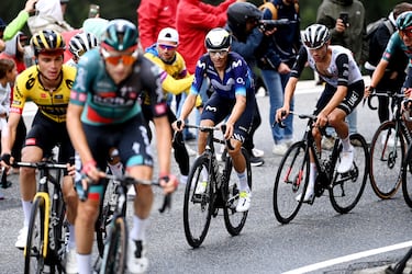 Enric Mas durante la tercera etapa de La Vuelta.