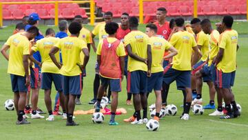 Alegría en la Selección para la despedida rumbo a Europa