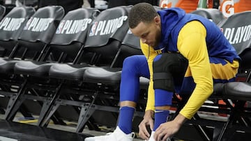 Stephen Curry, base de los Golden State Warriors, antes del partido ante los San Antonio Spurs.