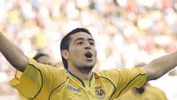 <b>SENSACIONAL TEMPORADA. </b>Riquelme ha lanzado al Villarreal hacia Europa marcando quince tantos y dando trece pases de gol.