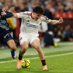 Más problemas en el Sevilla: Oso también se lesiona