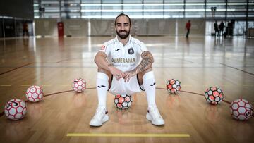 Ricardinho tiene que operarse y dice adi¨®s a la temporada