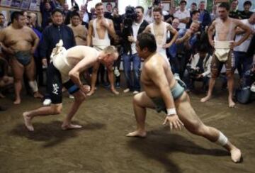 Chris Froome se pasa al Sumo