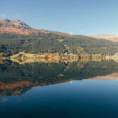 Senderos para bicis revitalizan un pueblo sumergido de los Alpes