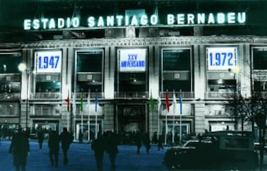 El 14 de diciembre de 1972, coincidiendo con el 25 aniversario del Santiago Bernabéu, Gento se despidió de la afición madridista ante Os Belenenses, equipo elegido porque jugó en la inauguración del nuevo Chamartin.