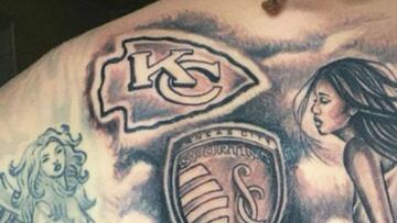 El tatuaje de los Chiefs de Shane Ray.
