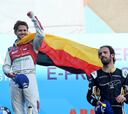 Vergne sube al podio y ya roza con los dedos el título