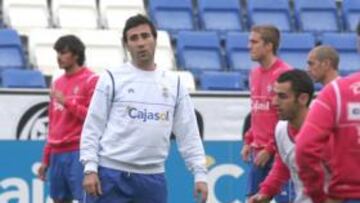 <b>CUESTIONADO. </b>Agné tiene al Recre con sólo cuatro puntos de ventaja con la zona de descenso.