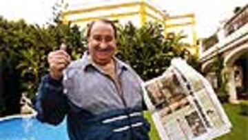 Jesús Gil está contento porque el Centenario va por buen camino.