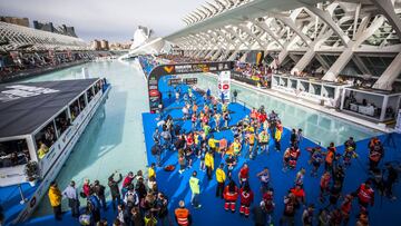 Imagen de la llegada del Marat&oacute;n de Valencia en la Ciudad de las Artes y las Ciencias.