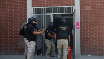 Demolición de casa narco en La Florida termina en esto: incendio, balazos, piedras y graves enfrentamientos