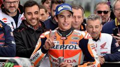 Marc M&aacute;rquez tras conseguir la pole en Phillip Island.