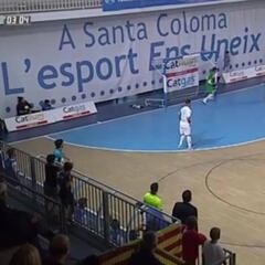 Lo de Ricardinho ya es tal abuso que da hasta cosa: chilena eterna sin ángulo