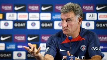 Paris Saint-Germain's French head coach Christophe Galtier speaks during a press conference in Saint-Germain-en-Laye, west of Paris on August 26, 2022, two days prior to the L1 football match against Monaco. (Photo by FRANCK FIFE / AFP) (Photo by FRANCK FIFE/AFP via Getty Images)