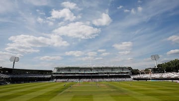 Lord's: MCC in plea for cork-popping ceasefire