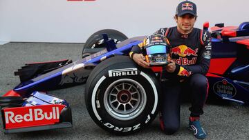 Carlos Sainz en la presentaci&oacute;n del Toro Rosso en Montmel&oacute;.