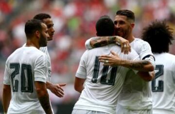 James marcó a los 36 minutos. Para el segundo tiempo lo reemplazó Lucas Vásquez.