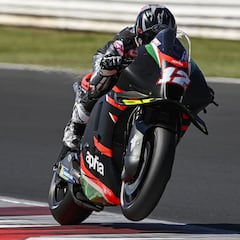 Maverick ya lidera con Aprilia