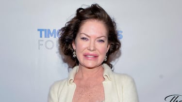 El cambio físico de Lara Flynn Boyle, la actriz de ‘Twin Peaks’ cuya carrera acabó arruinada por los excesos quirúrgicos