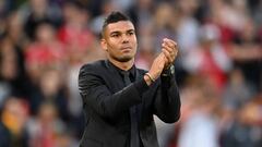 MANCHESTER, ENGLAND - AUGUST 22: New signing, Casemiro of Manchester United applauds the fans prior to the Premier League match between Manchester United and Liverpool FC at Old Trafford on August 22, 2022 in Manchester, England. (Photo by Michael Regan/Getty Images)