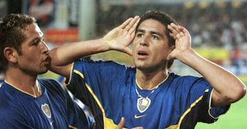 Riquelme celebra un gol con Boca Juniors.