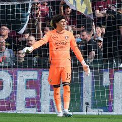 Inter de Milán sigue los pasos de Guillermo Ochoa