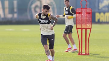 19/02/25 VILLARREAL ENTRENAMIENTO
ALEX BAENA