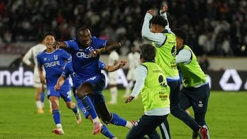 Universidad Católica sorprende y se lleva la Copa con un gol histórico