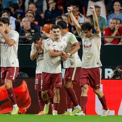 El Villarreal agota al Valencia