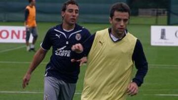 Rossi y Cazorla, ayer en Irlanda.