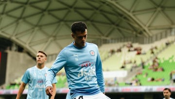 Pasó por la U y estaba en Australia: O′Higgins repatria a un chileno en el mercado