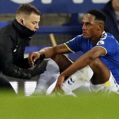 La pesadilla de Yerry Mina con las múltiples lesiones