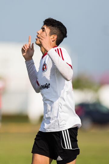 Carlos Vargas salió de las fuerzas básicas de Xolos de Tijuana. El defensa mexicano llamó la atención de Miguel Herrera durante su periplo en la frontera.