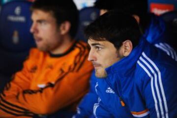 Iker Casillas en el banquillo.
