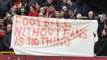 El Liverpool pide disculpas y
no subir¨¢ las entradas
