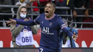 Kylian Mbappé celebra su segundo gol con el PSG ante el Reims correspondiente a la tercera jornada de la Ligue 1 Uber Eats