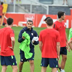 Valverde adelgaza la plantilla antes de la gira en Alemania