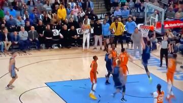 Santi Aldama hace esta barbaridad de mate y la reacción del banquillo es una locura