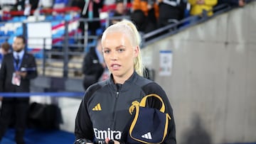 15/11/23 FUTBOL FEMENINO 
PARTIDO CHAMPIONS LEAGUE 
REAL MADRID vs CHELSEA
SVAVA