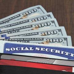 $1,900 Social Security payments: Exact mailing dates in October 2024