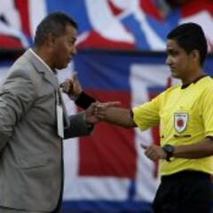 Torres: "Soy un ser humano y me duele que me chiflen"