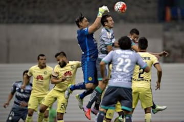 Ambos equipos tuvieron oportunidades de abrir el marcador antes del tiempo extra.