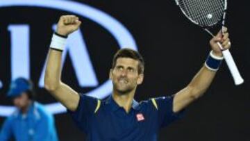 Novak Djokovic celebra su victoria ante Nishikori, Open de Australia.
